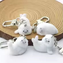 1Pcs Cute Flocking Resin Seal Love Keychain Animal Plush Dolls Pendant for Bag Mobile Phone Charms Home Decoration Making crafts